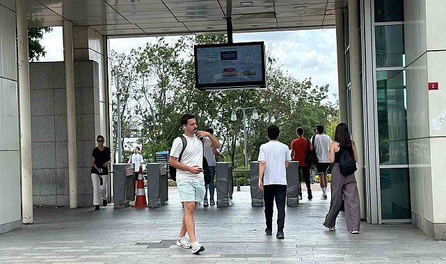 İTÜ'de yangın paniği: O sırada havuzda bulunan çocuklar ve aileleri tahliye edildi