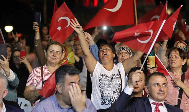 İzmir'de 15 Temmuz anması programı gerçekleşti