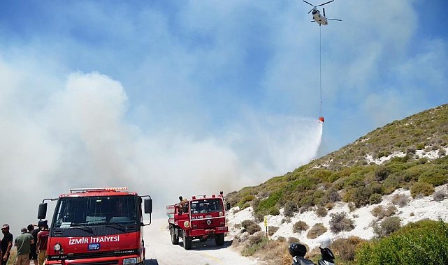 İzmir'in Çeşme ilçesinde çıkan orman yangınında ilk belirlemelere göre 3 kişi hayatını kaybetti. Olay yerine çok sayıda ekip sevk edildi.