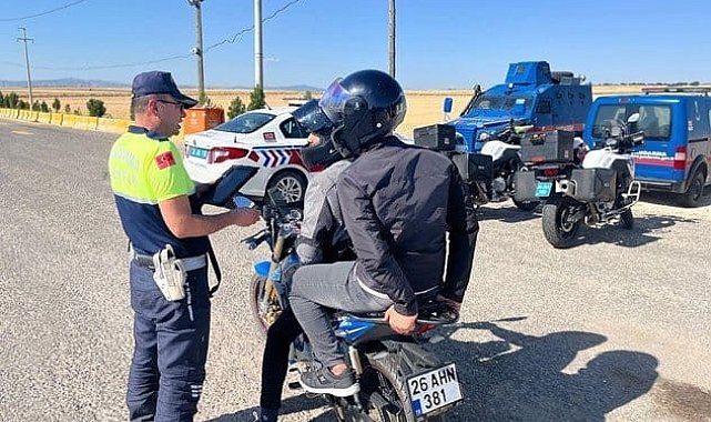 Jandarma ekipleri Haziran ayı trafik denetimlerinde 5 milyon 701 bin TL para cezası kesti