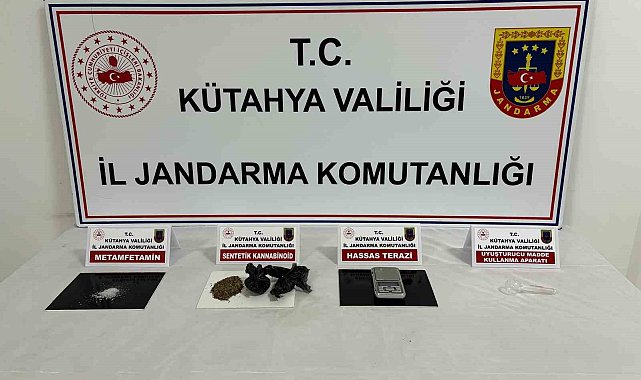 Jandarma'dan uyuşturucu operasyonu, 3 kişi tutuklandı