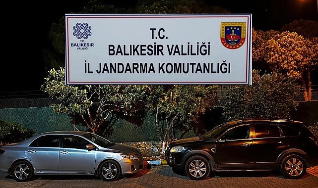 Jandarmadan Balıkesir'de göçmen kaçakçılığı operasyonu