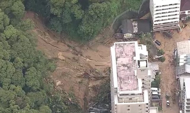 Japonya'da toprak kayması: 3 kişi kayıp
