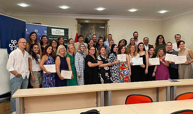 Kadın çiftçilere zeytin eğitimi