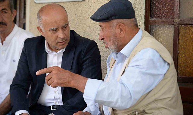 Kahramankazan Belediye Başkan Yardımcısı Öztürk, Kahramankazan'da yaşayan yaşlılara ziyarette bulundu
