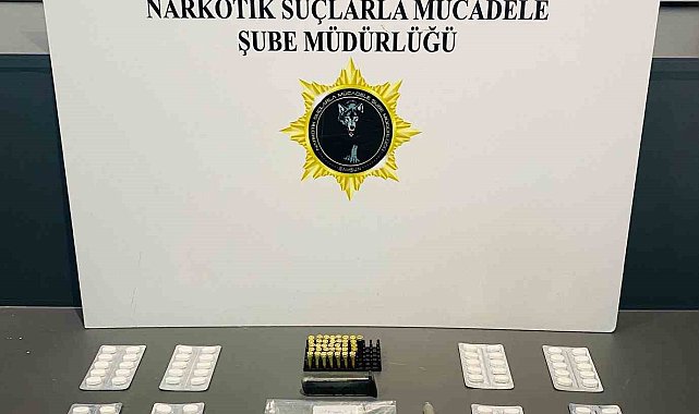 Kargo paketine gizlenmiş gümrük kaçağı elektronik sigara ele geçirildi