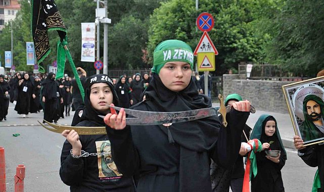 Kars'ta Kerbela şehitlerine ağıtlar yakıldı