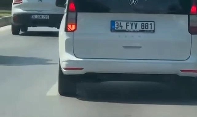 Kartal'da makas atan sürücü kamerada