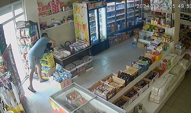 Kasadan 6 bin lira çalma anı saniye saniye görüntülendi