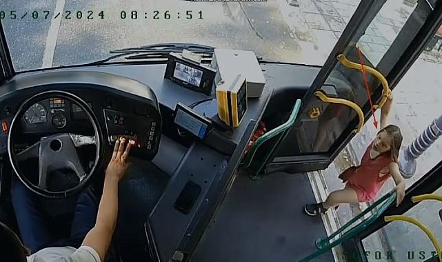 Kaybolan 10 yaşındaki çocuk otobüs şoförünün dikkati sayesinde bulundu