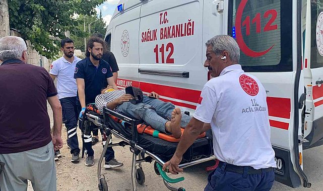 Kaza yapan ehliyetsiz sürücü yaralandı