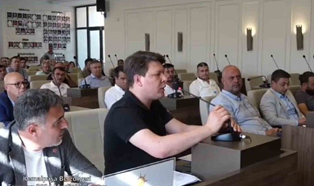 Kemalpaşa'daki Binali Yıldırım Millet Bahçesi'nin isim değişikliği önerisine AK Parti'den tepki