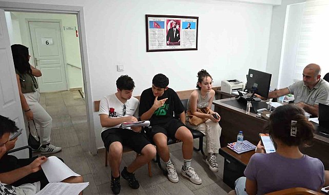 Kemer Belediyesi'nden üniversite tercih danışmanlığı