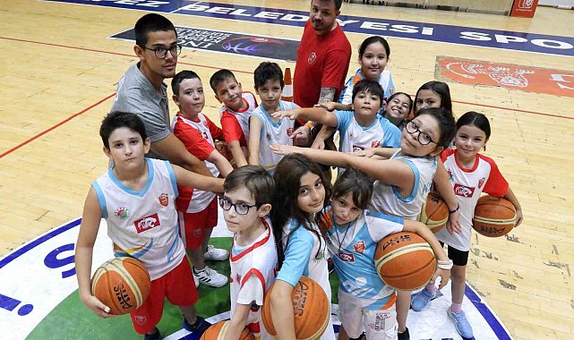 Kepez Basketbol Kulübü, geleceğin takımını oluşturuyor