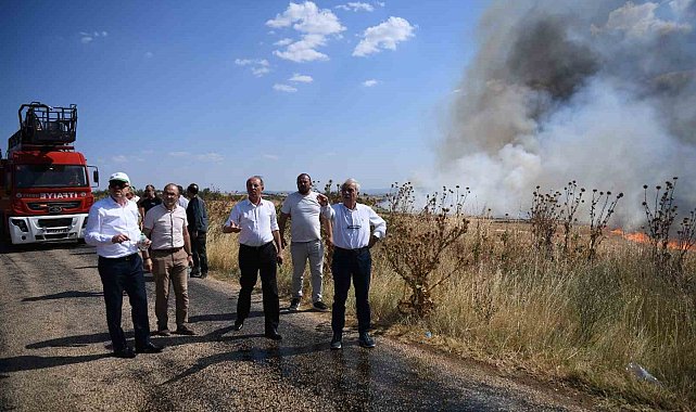 Keşan'da çıkan anız yangını büyüyor