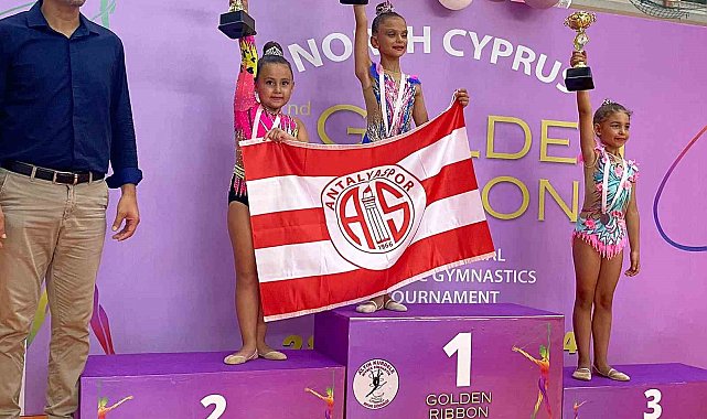 Kıbrıs&#039;ta Antalyaspor rüzgarı esti