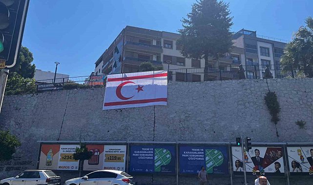 KKTC'nin Barış ve Özgürlük Bayramı İzmir'de kutlanıyor