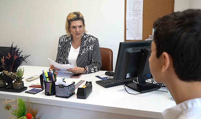Konyaaltı'nda LGS tercihleri uzman öğretmenlerle yapılıyor
