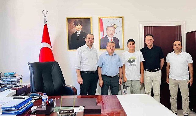 LGS İl Birincisi Ahmet Eymen Koç, Kaymakam Öztürk'ü ziyaret etti