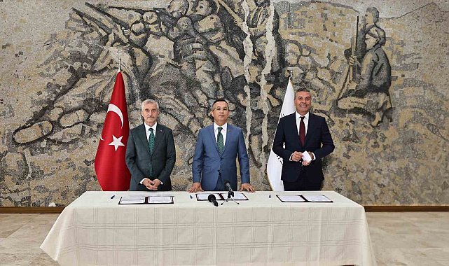 LGS&#039;de dereceye giren öğrencilere 10 milyon TL&#039;lik ödül