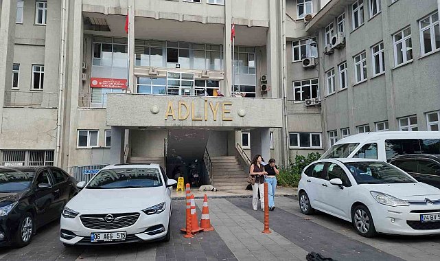 Liseli Büşra&#039;nın öldüğü servis faciasında 3 sanığın yargılanmasına devam edildi