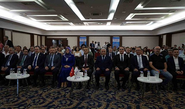 Manisa CBÜ TEKNOKENT katkı sunan firmaları ödüllendirdi