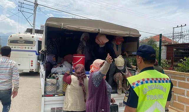 Manisa'da jandarmadan trafik denetimi