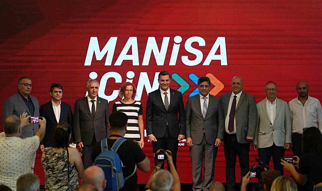 Manisa'da sokak hayvanlarını sahiplenenlere mama desteği ve su indirimi yolda
