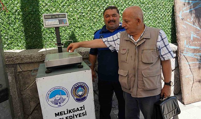 Melikgazi Belediyesi Zabıta Ekipleri pazar denetimi yaptı