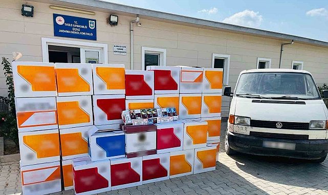 Mersin'de 1 milyon 120 bin adet kaçak makaron ele geçirildi