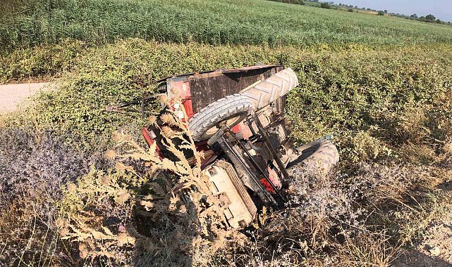 Mevsimlik işçileri taşıyan traktör devrildi : 1 ölü 4 yaralı