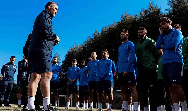 Michael Valkanis: "Herkesin gurur duyacağı bir takım oluşturmak istiyoruz"