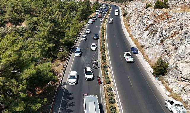 Milas'ta Feci Kaza: 4 Yaralı