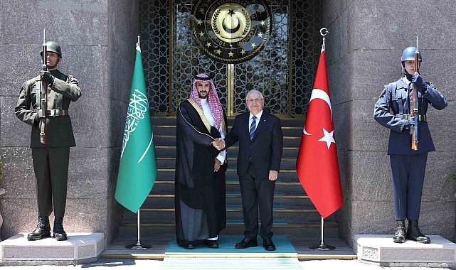 Milli Savunma Bakanı Güler, Suudi mevkidaşı ile görüştü