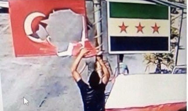 MİT, Suriye&#039;nin El Bab şehrinde Türk bayrağına yönelik provokasyonda yer alan şahsı yakaladı