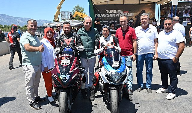 Motodrag yarışlarının startını Başkan Kocagöz verdi