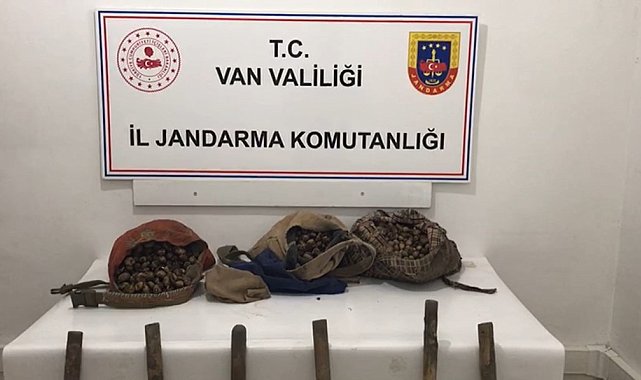 Muradiye'de toplanması yasak olan salep ele geçirildi