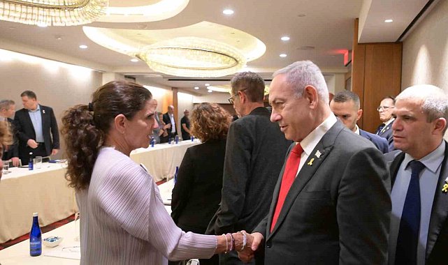Netanyahu, ABD'de rehine aileleriyle görüştü