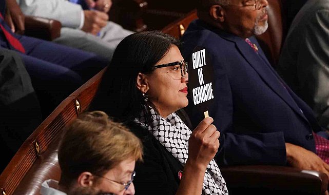 Netanyahu'dan protestoculara hakaret: "Siz resmen İran'ın kullanışlı ahmakları haline gelmişsiniz"