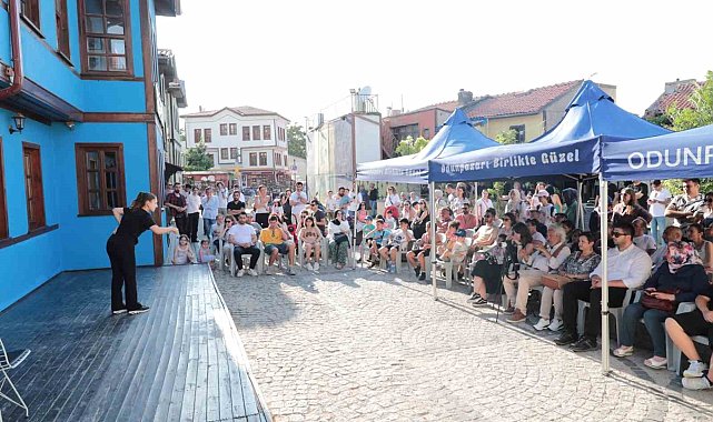 Odunpazarı'nda pandomim gösterisi büyük ilgi gördü