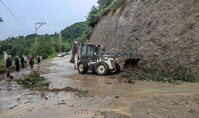 Ordu'da iki ilçeyi sel vurdu: Evler sular altında kaldı, tarım arazileri zarar gördü
