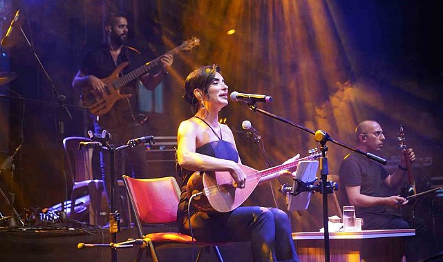 Ortaca, müziğe doydu, konsere binlerce kişi katıldı
