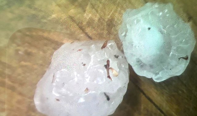 Osmancık&#039;a ceviz büyüklüğünde dolu yağdı