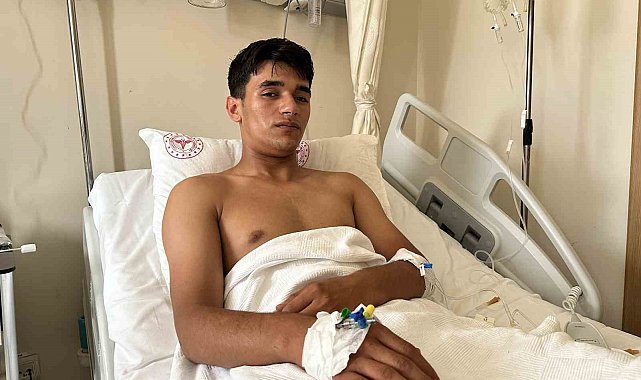 Pendik'te maganda kurşunu isabet etti: Boynundan girdi ağzında kaldı