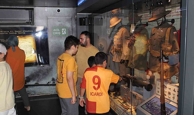 "Çanakkale Savaşları Mobil Müzesi" Siirt'te ziyarete açıldı