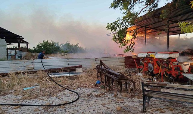 Reyhanlı&#039;da samanlık yangını