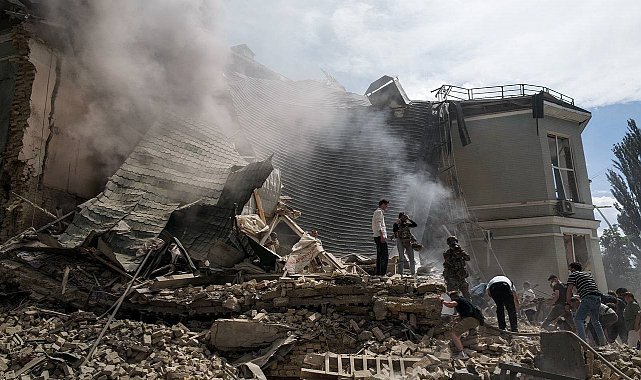 Rusya'nın Kiev'i vurduğu saldırıda can kaybı 38'e yükseldi