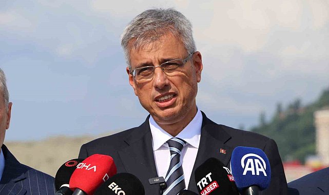 Sağlık Bakanı Kemal Memişoğlu, Rize Şehir Hastanesinin şantiyesinde inceleme yaptı