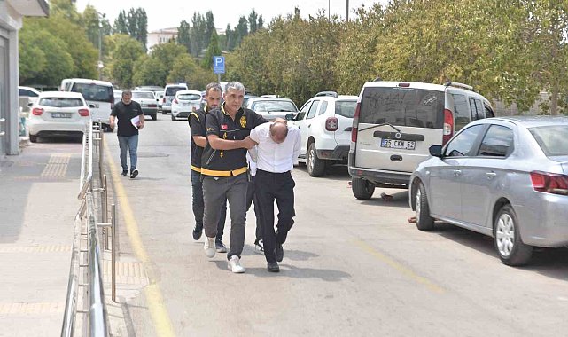 Sahte bakanlık kartı düzenleyen şüpheliler: "Kartları kırtasiyeden kendimiz bastırdık"
