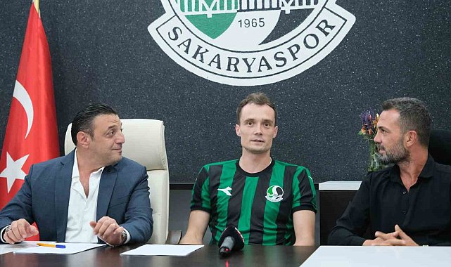 Sakaryaspor, Polonyalı kaleci Szumski'yi transfer etti
